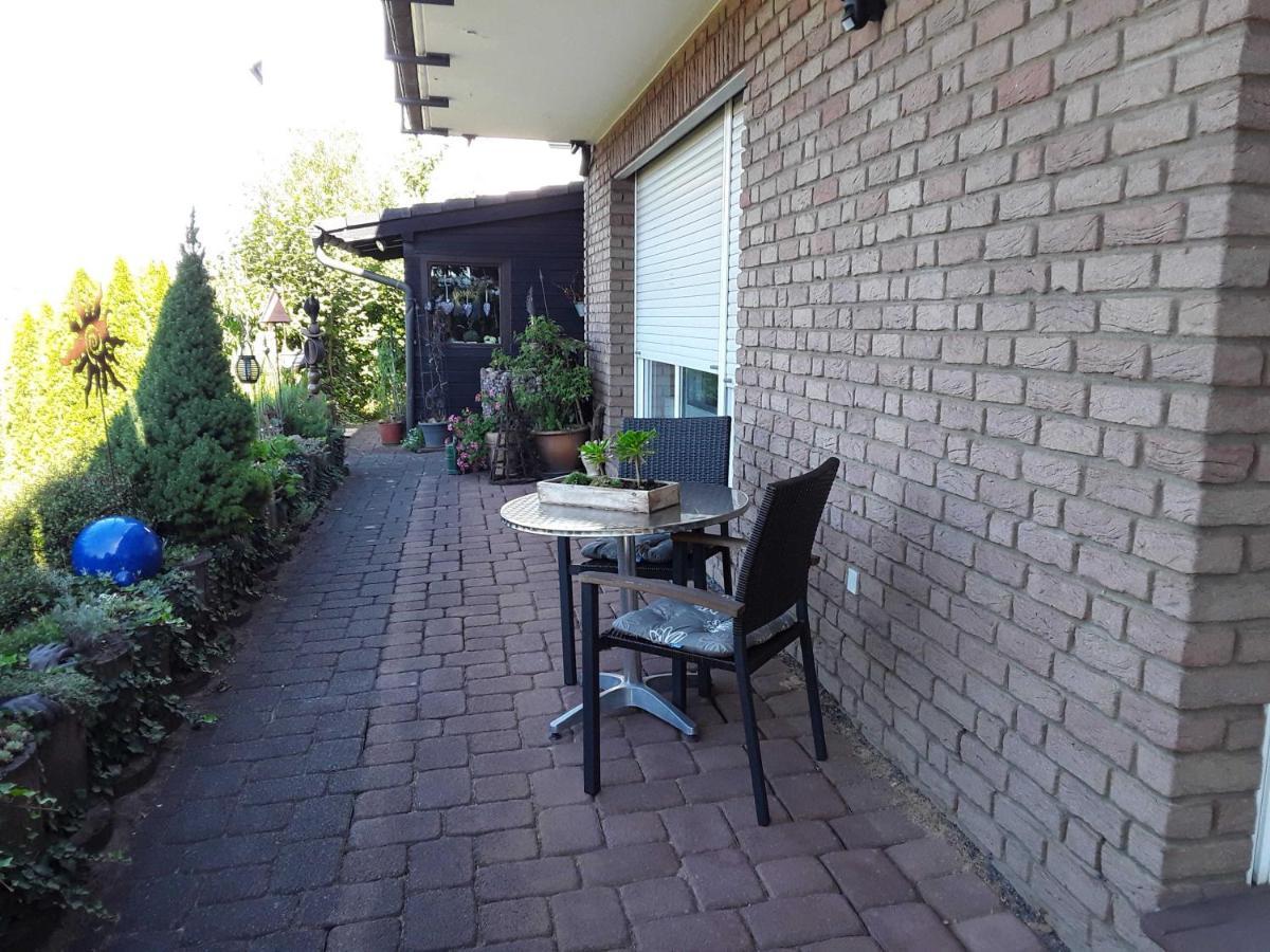 Haus Sonnenblick Apartment Momlingen ภายนอก รูปภาพ