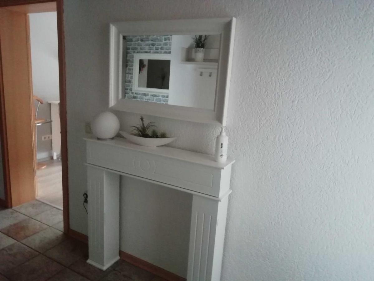 Haus Sonnenblick Apartment Momlingen ภายนอก รูปภาพ